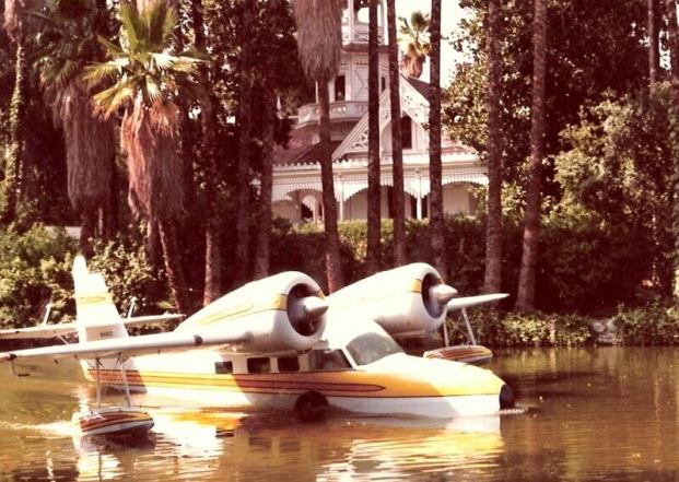 Fantasy-Island-tv-series-1978.-plane-color