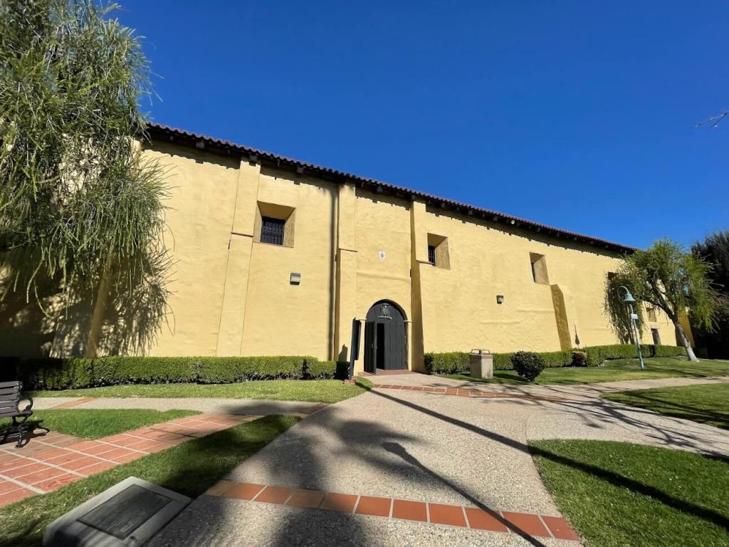 Mission San Fernando Rey de España – DayDream Under the Stars